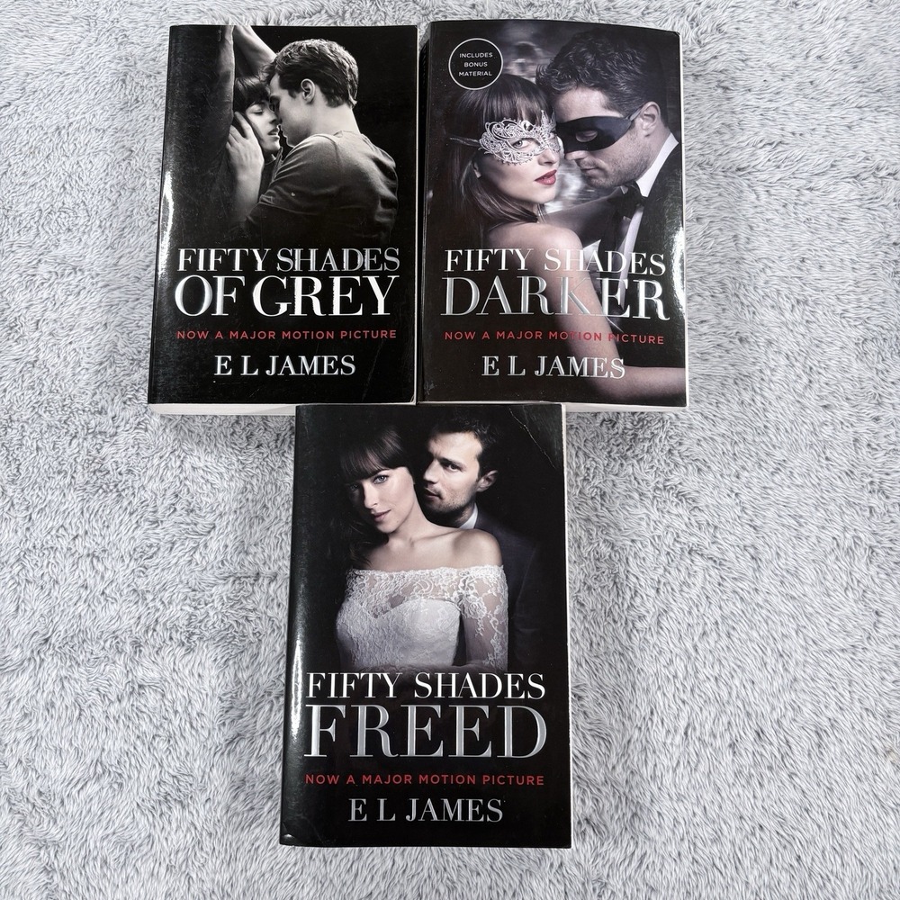 Fifty Shades Series (Movie Tie-In Edition): Book Three of the Fifty Shades Tr...